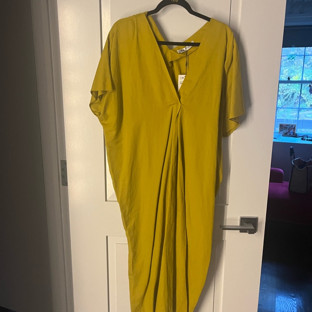 Zara Mustard Yellow Midi Dress - Picture 2 of 3